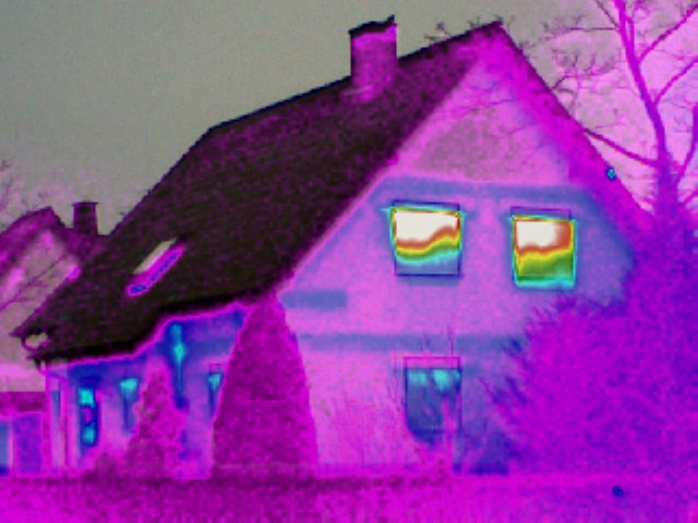Thermografie eines Hauses.